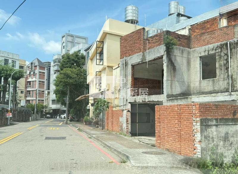 桃園仁愛路透天房屋室內格局與周邊環境