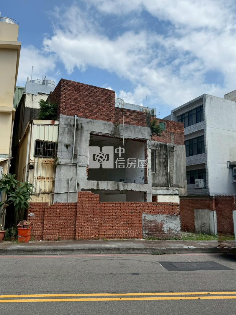桃園仁愛路透天房屋室內格局與周邊環境