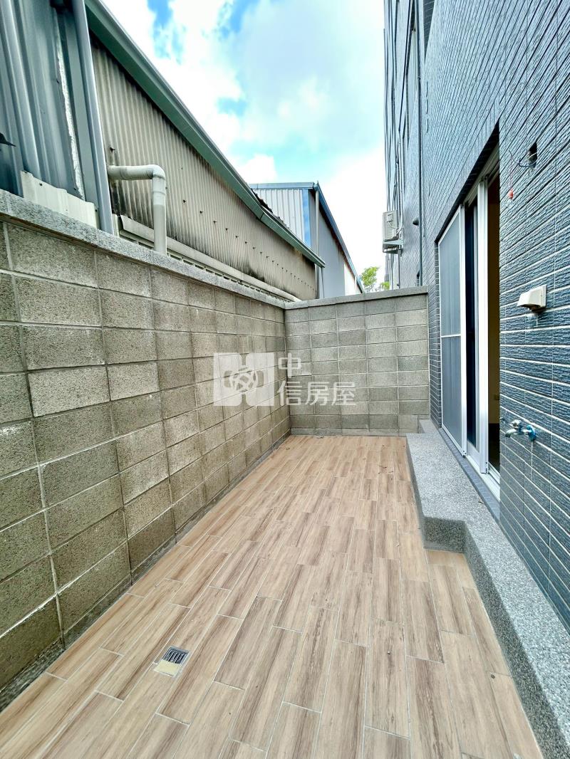 全新四套房電梯美墅房屋室內格局與周邊環境