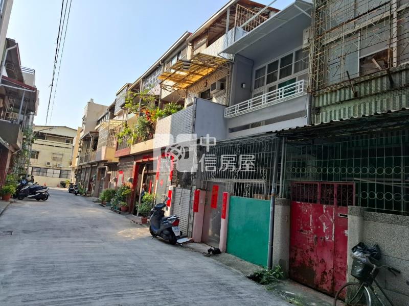 武廟商圈,捷運,輕軌,綠園活巷透天房屋室內格局與周邊環境