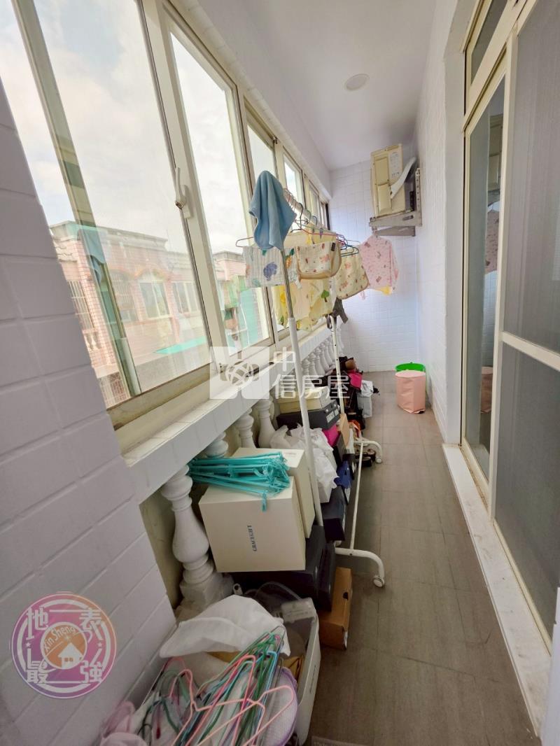 近台31百萬裝潢美透天房屋室內格局與周邊環境