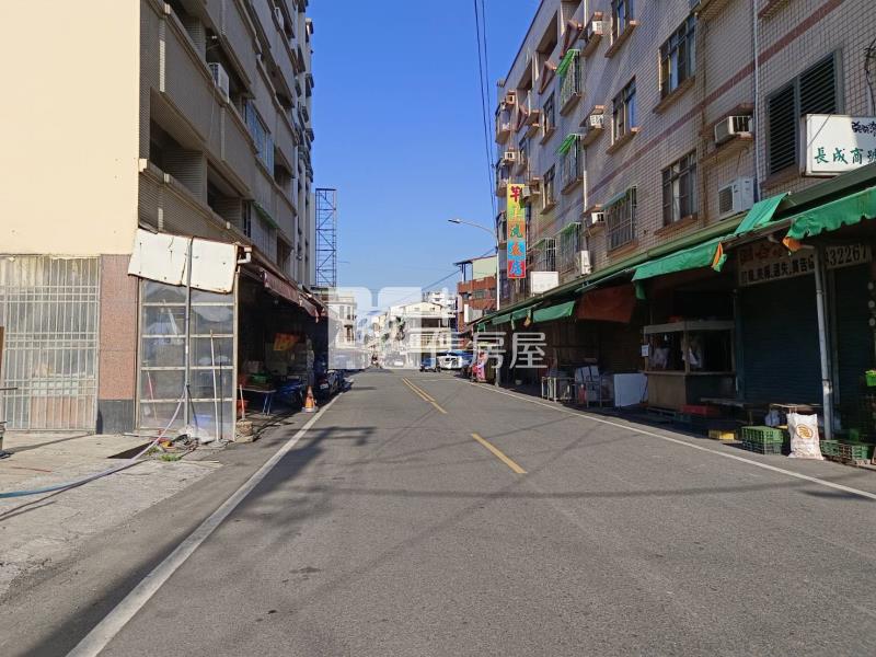 善化市中心127坪商業地房屋室內格局與周邊環境
