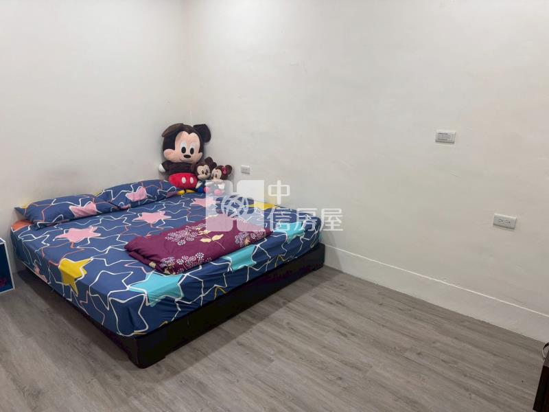 影城旁優質透天房屋室內格局與周邊環境
