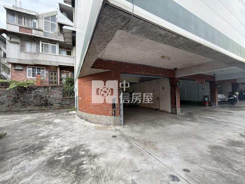比佛利山莊房屋室內格局與周邊環境