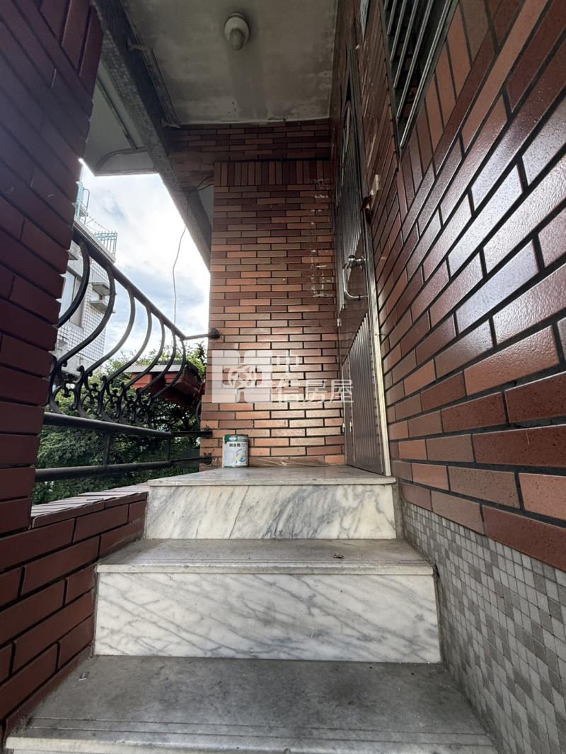比佛利山莊房屋室內格局與周邊環境