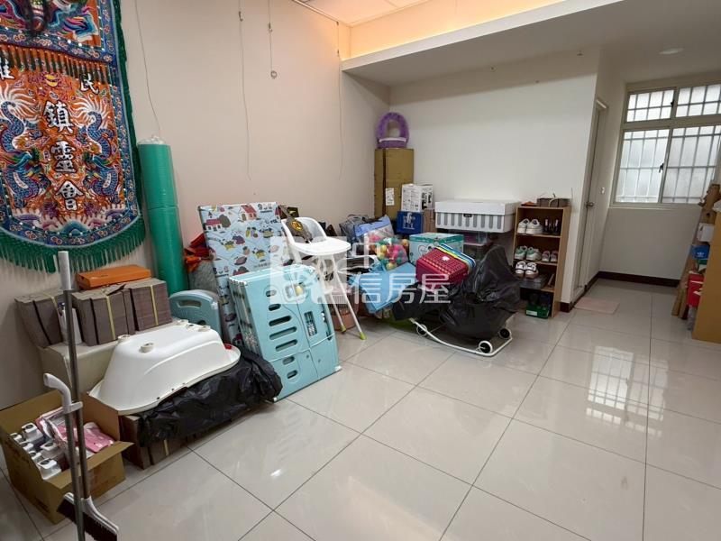 友愛路店住房屋室內格局與周邊環境