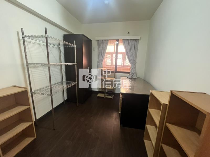 平鎮平興國小超大三房房屋室內格局與周邊環境