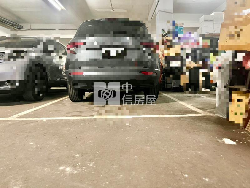 大里市中心雙車花園別墅房屋室內格局與周邊環境