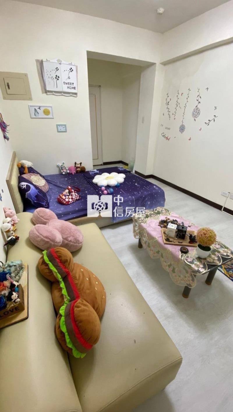 中原商圈稀有陽台溫馨美電梯套房房屋室內格局與周邊環境