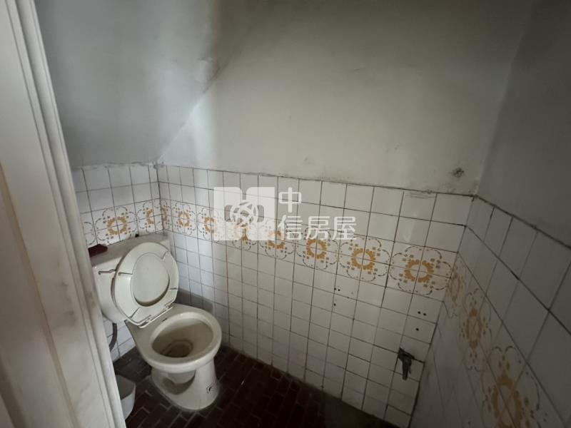 平鎮華隆街低總價邊間透天房屋室內格局與周邊環境