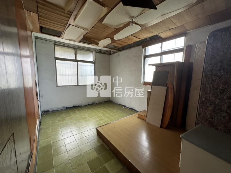 平鎮華隆街低總價邊間透天房屋室內格局與周邊環境