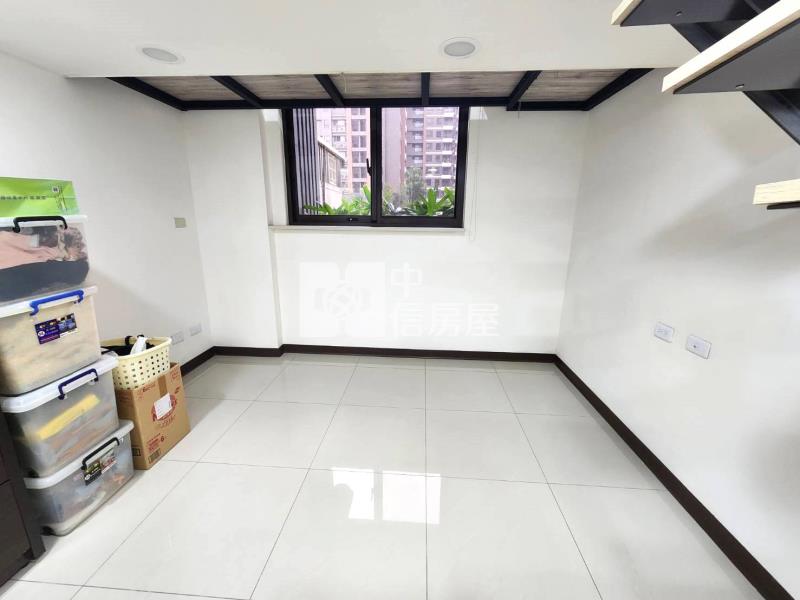 【新世紀】高鐵學區房挑高一樓三房雙車大庭院房屋室內格局與周邊環境