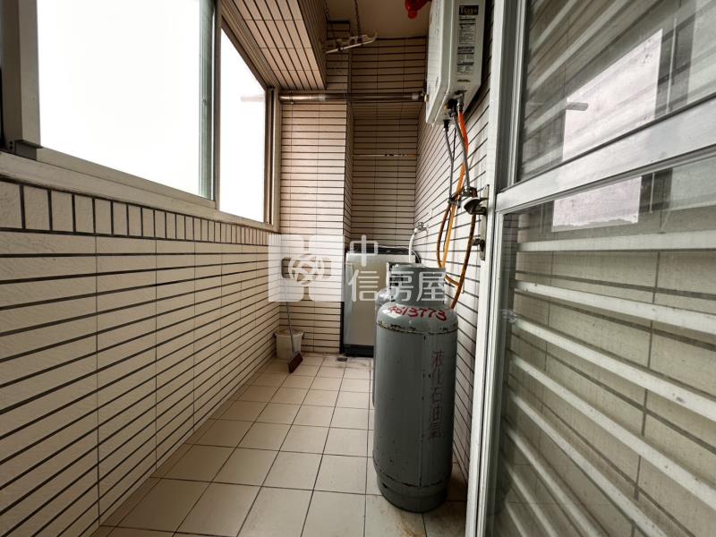 近楊梅交流道三房車房屋室內格局與周邊環境