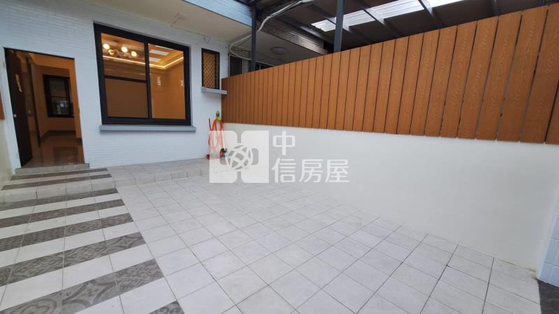 大里成功國中邊間大車庫美透天房屋室內格局與周邊環境