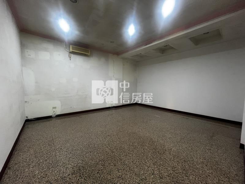[首璽團隊]忠福商圈10米面寬稀有雙店住房屋室內格局與周邊環境