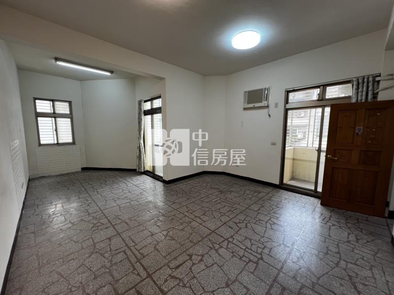 [首璽團隊]忠福商圈10米面寬稀有雙店住房屋室內格局與周邊環境