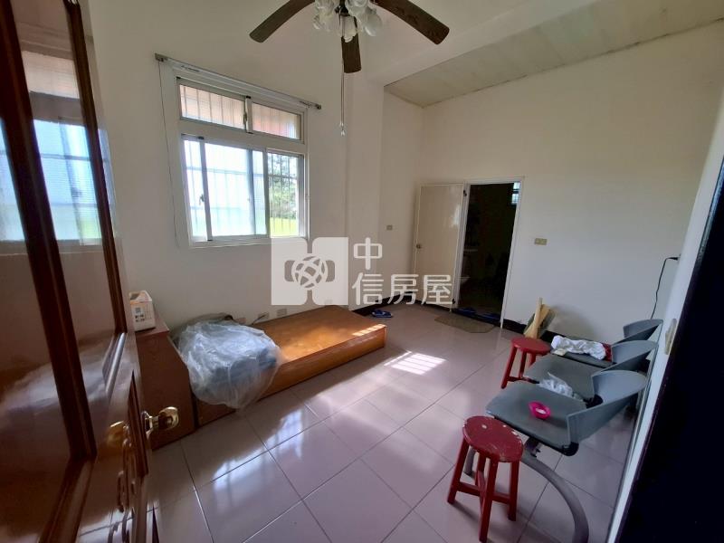 近北湖國小~合法美農舍房屋室內格局與周邊環境