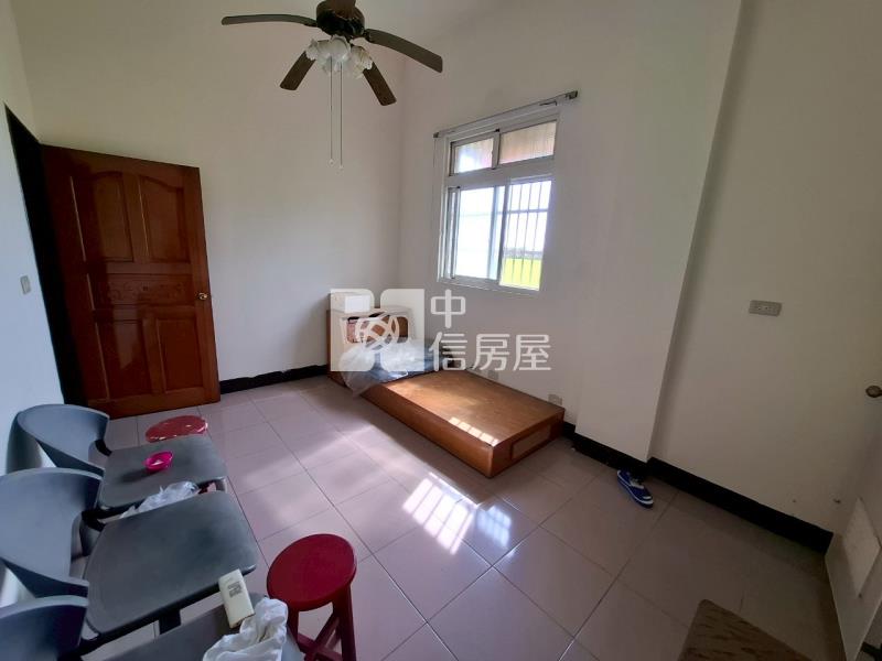 近北湖國小~合法美農舍房屋室內格局與周邊環境