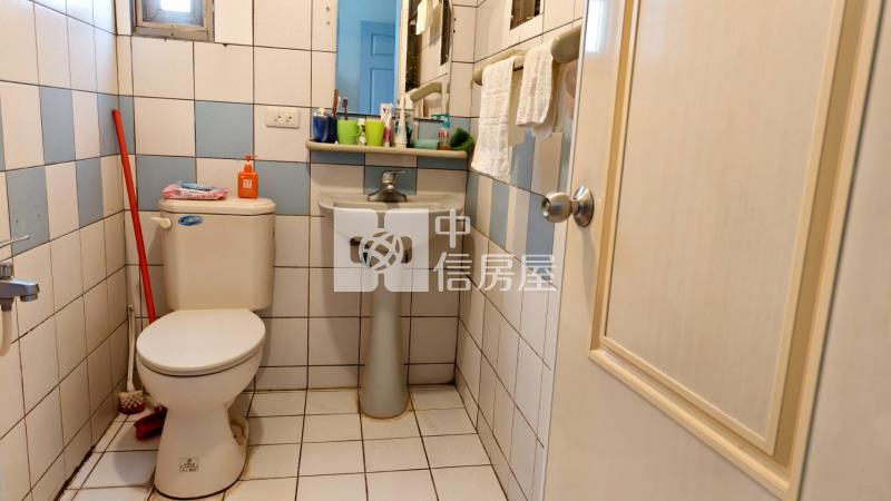 維多莉亞華廈房屋室內格局與周邊環境