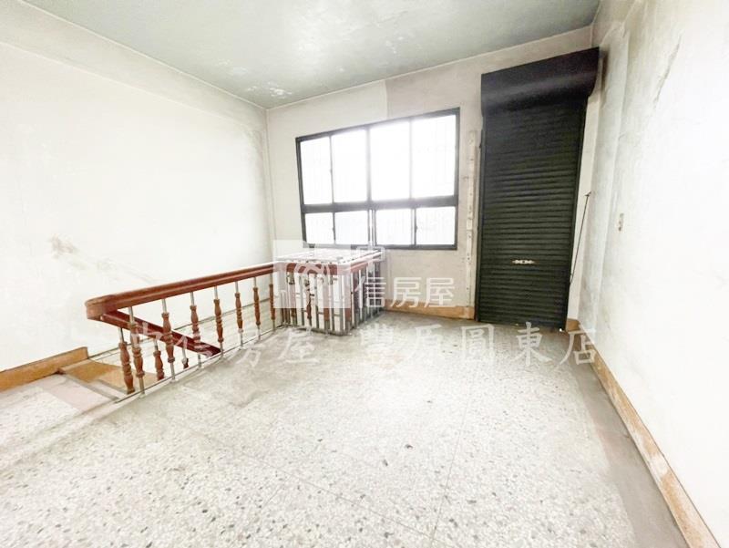 中正路店面房屋室內格局與周邊環境
