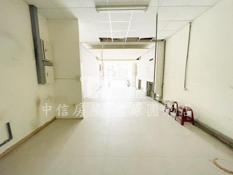 中正路店面房屋室內格局與周邊環境