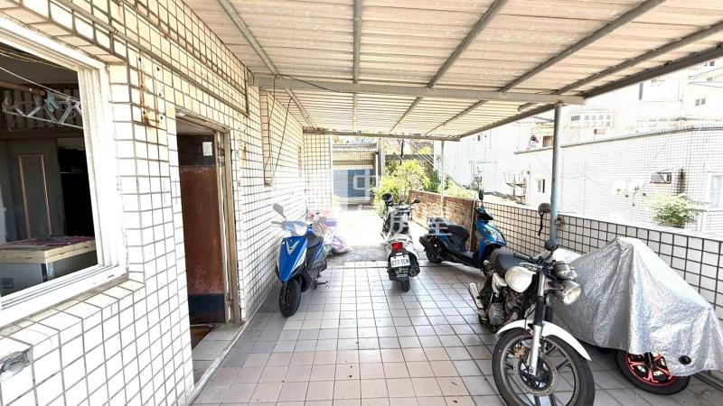 【神馬】近香山國中旁15套房房屋室內格局與周邊環境