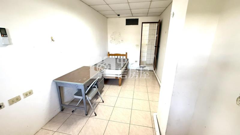 【神馬】近香山國中旁15套房房屋室內格局與周邊環境