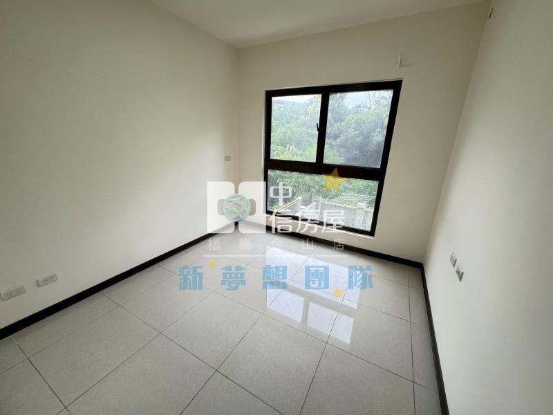 【新夢想】專委鴻灃越三房車視野戶雙衛浴開窗房屋室內格局與周邊環境