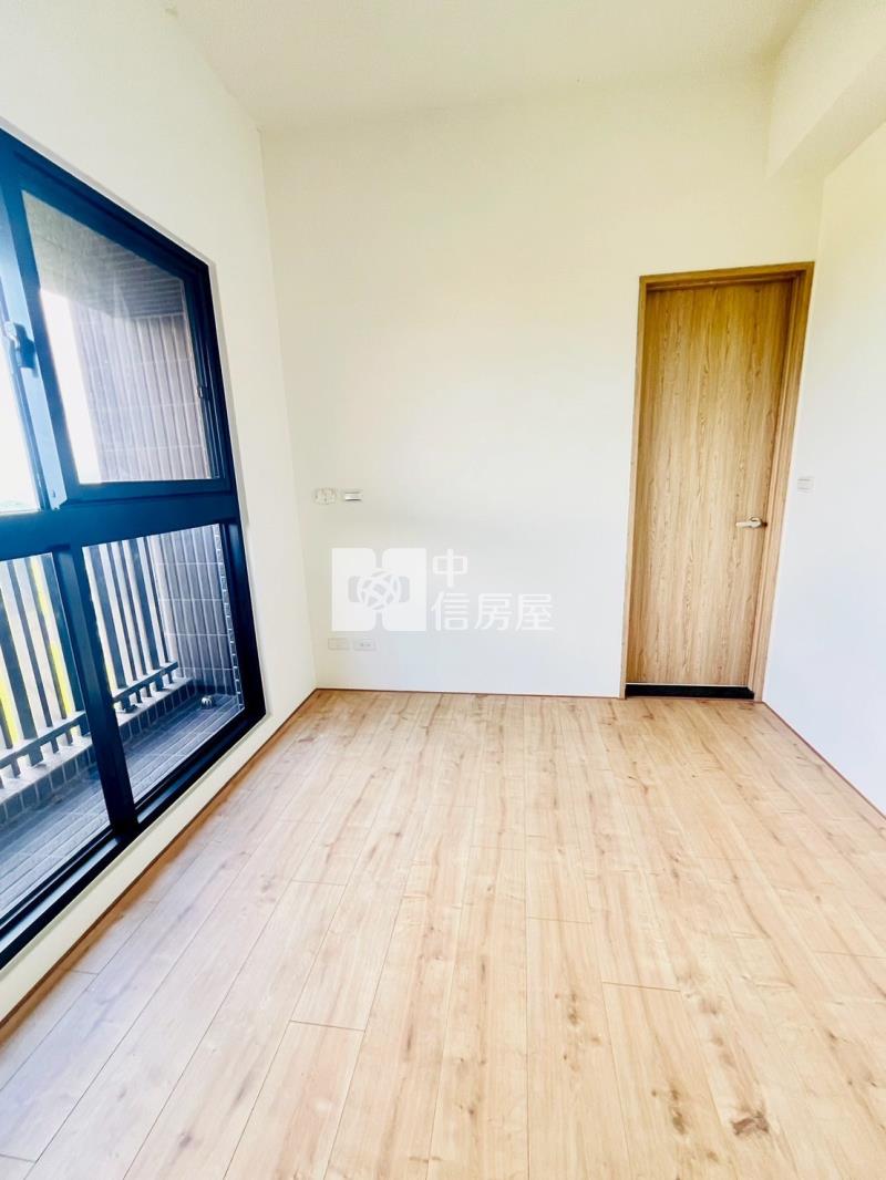 國聚之見全新3房平車華廈房屋室內格局與周邊環境