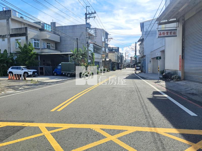 阿蓮國中方正美建地房屋室內格局與周邊環境