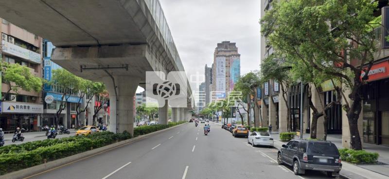 台中高樓遠景小豪邸房屋室內格局與周邊環境