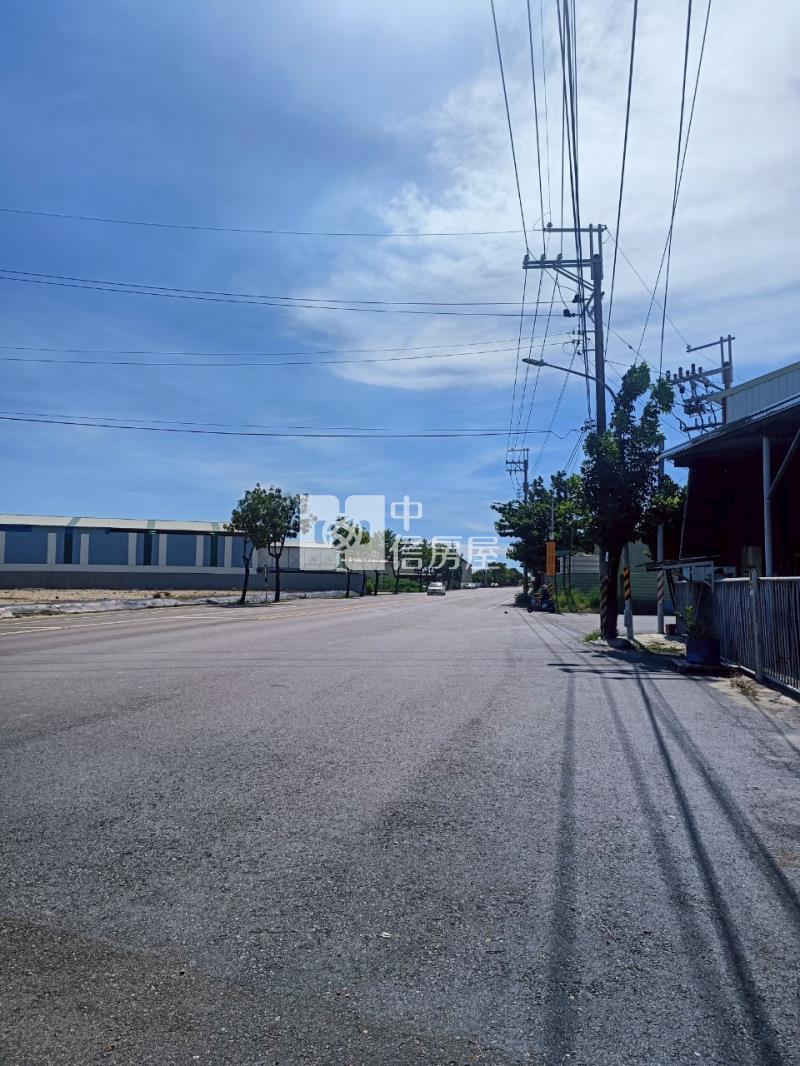 仁德大甲都計內農地房屋室內格局與周邊環境