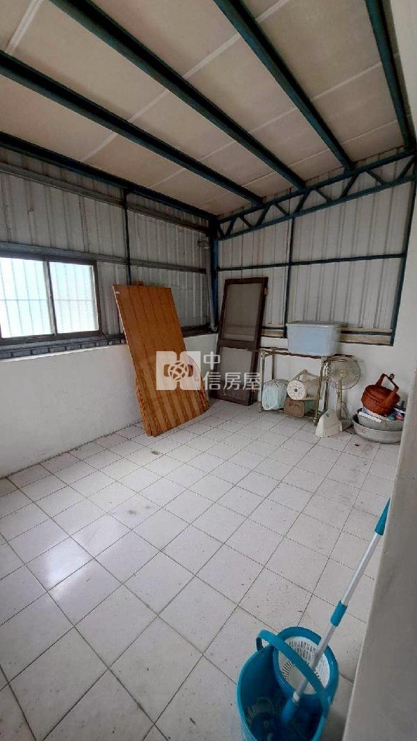 和平國小超優質車墅房屋室內格局與周邊環境