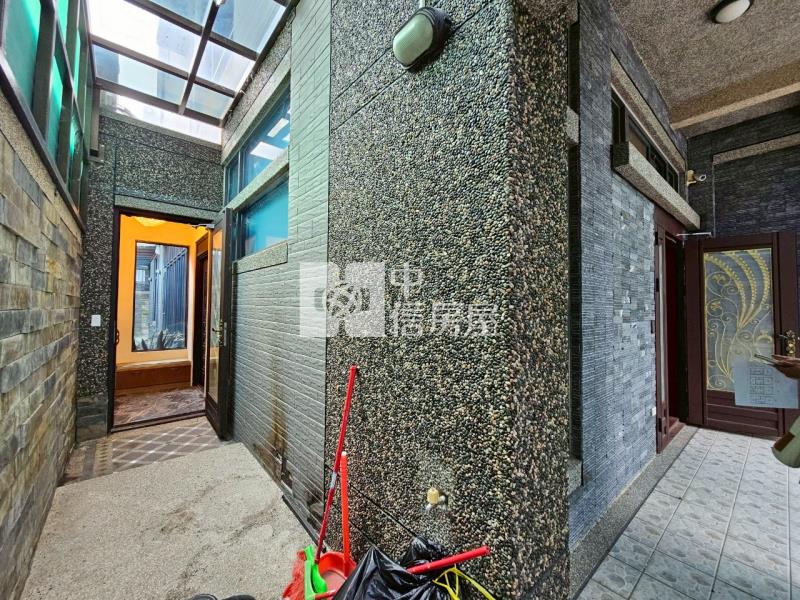 正11期臨路大地坪電梯豪墅房屋室內格局與周邊環境