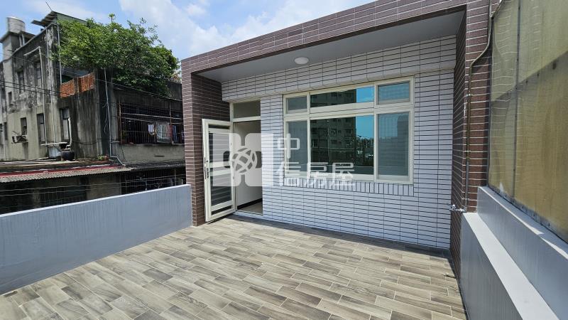 文化街商圈瑞坪國中整新透天房屋室內格局與周邊環境