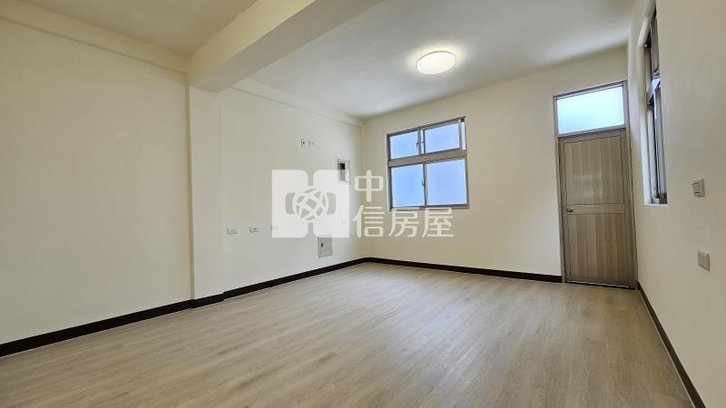 文化街商圈瑞坪國中整新透天房屋室內格局與周邊環境