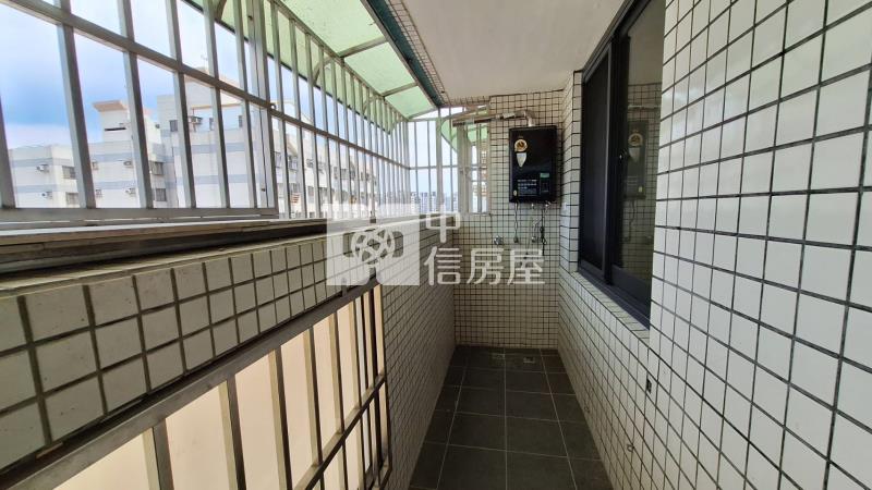 樹孝商圈入門玄關美三房平車房屋室內格局與周邊環境