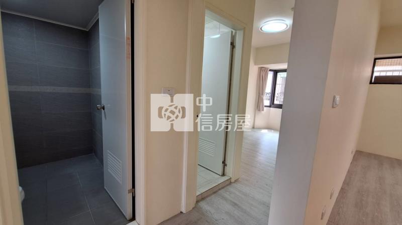 樹孝商圈入門玄關美三房平車房屋室內格局與周邊環境