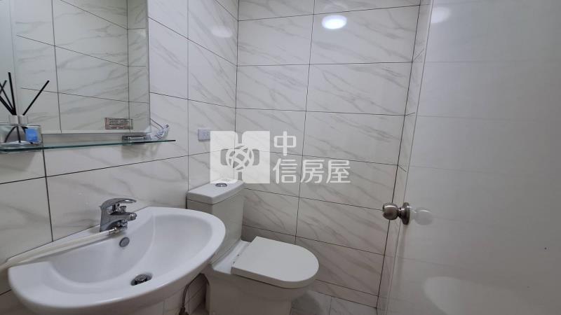 樹孝商圈入門玄關美三房平車房屋室內格局與周邊環境