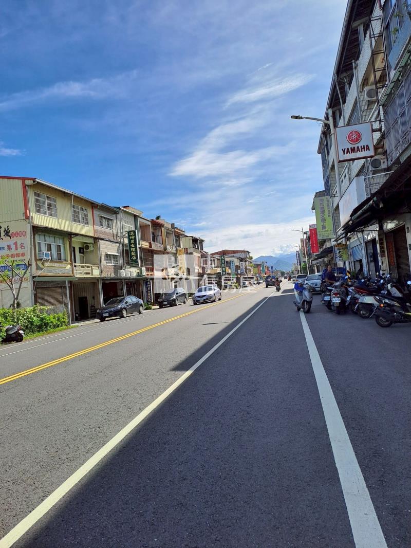 美濃中正路方正農地房屋室內格局與周邊環境