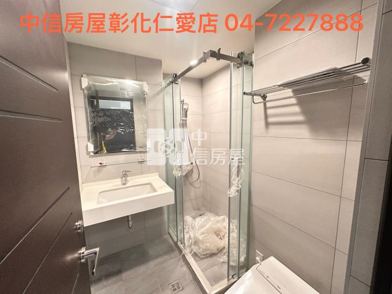 逢甲大學全新二房房屋室內格局與周邊環境