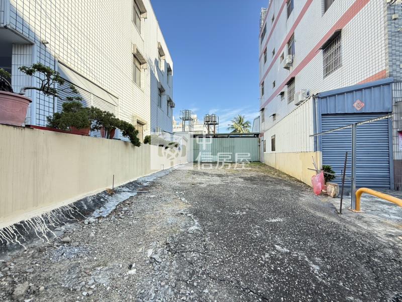 大里區正東湖路建地房屋室內格局與周邊環境