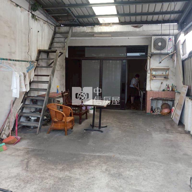 文中特區黃金透店房屋室內格局與周邊環境