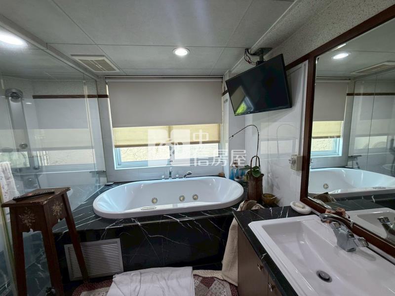 永隆國小旁震後雙車美墅房屋室內格局與周邊環境