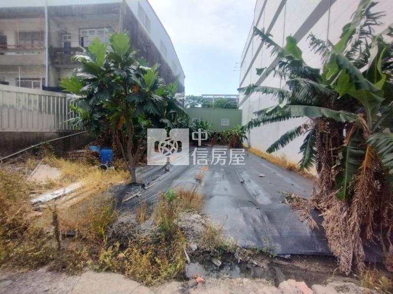 頭份交流道臨縱貫路發財住宅用地房屋室內格局與周邊環境