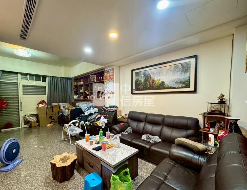 過嶺商圈百坪大店住房屋室內格局與周邊環境