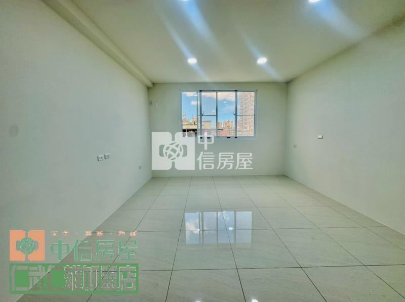 登發商圈三角窗金店面房屋室內格局與周邊環境