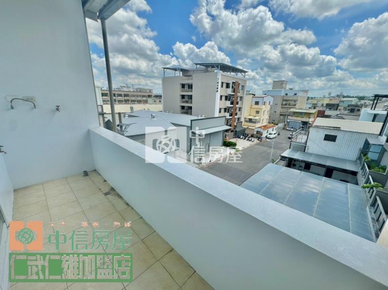 登發商圈三角窗金店面房屋室內格局與周邊環境