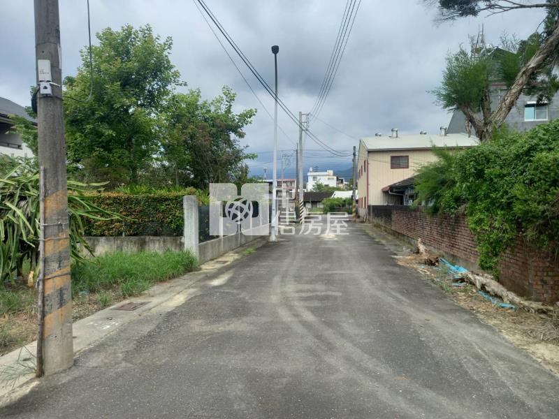 白河河保段近交流道旁百坪乙建房屋室內格局與周邊環境
