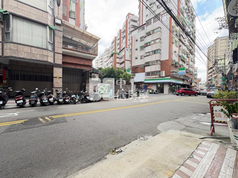 中興商圈8米路金透店房屋室內格局與周邊環境